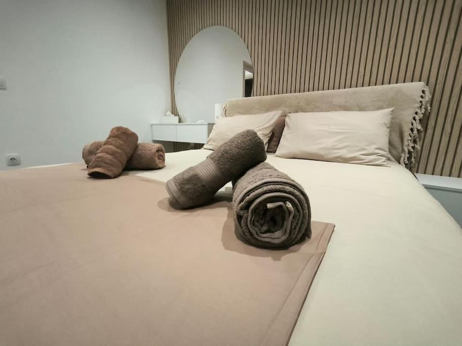 אתונה Floral Home 2 - 1St Floor Apt With Private Parking! מראה חיצוני תמונה