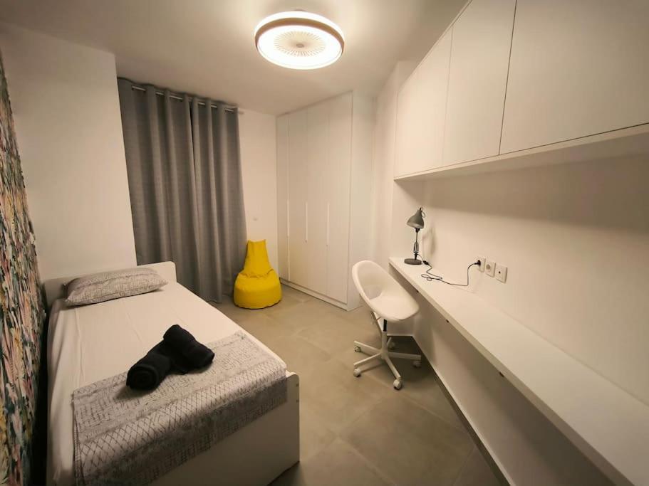 אתונה Floral Home 2 - 1St Floor Apt With Private Parking! מראה חיצוני תמונה